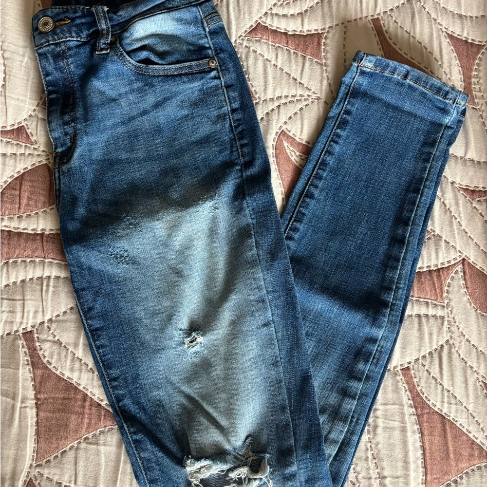 KanCan Distressed Skinny Jeans